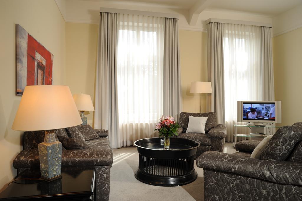 Villa Viktoria 뒤셀도르프 외부 사진